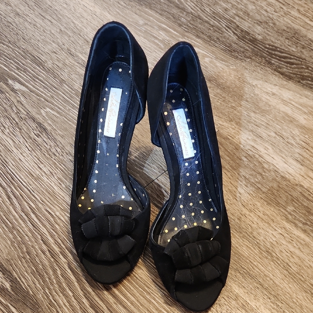 Lulu Guinness Elegant Black  Suede Heels with Bow